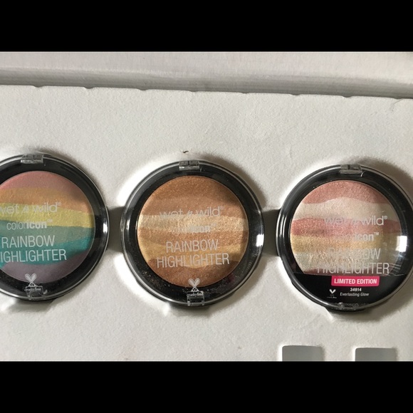 Wet n wild unicorn box set - Picture 3 of 3